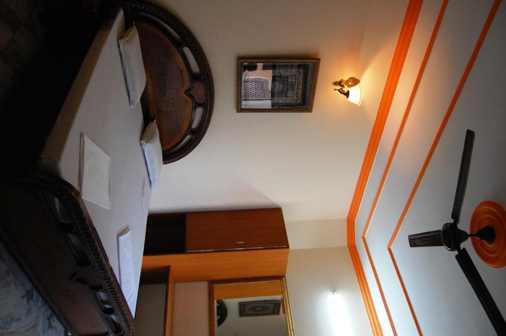Sai Home Stay Bed & Breakfast- Near Tajmahal Agra  Exterior photo
