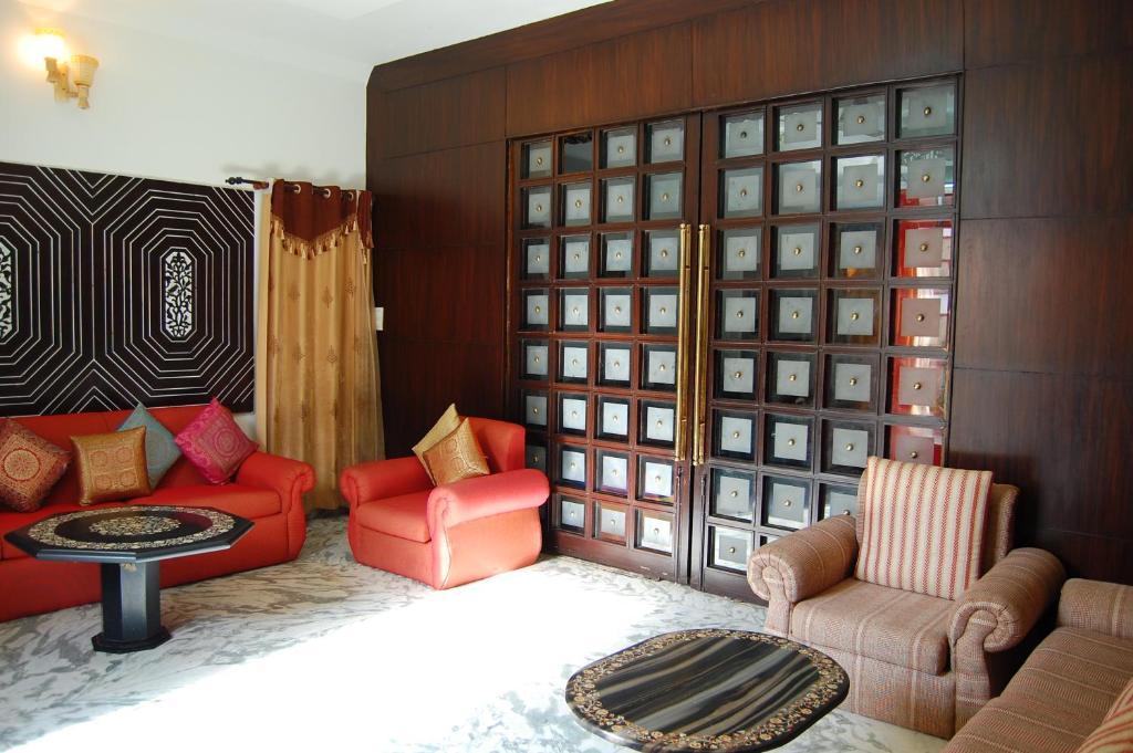 Sai Home Stay Bed & Breakfast- Near Tajmahal Agra  Exterior photo